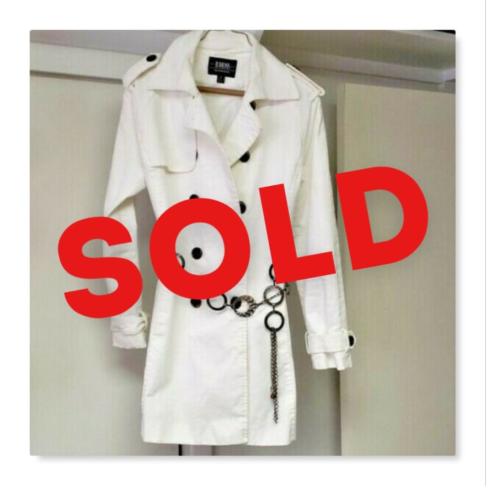 Womens white belted Denim trench coat jacket, sz M